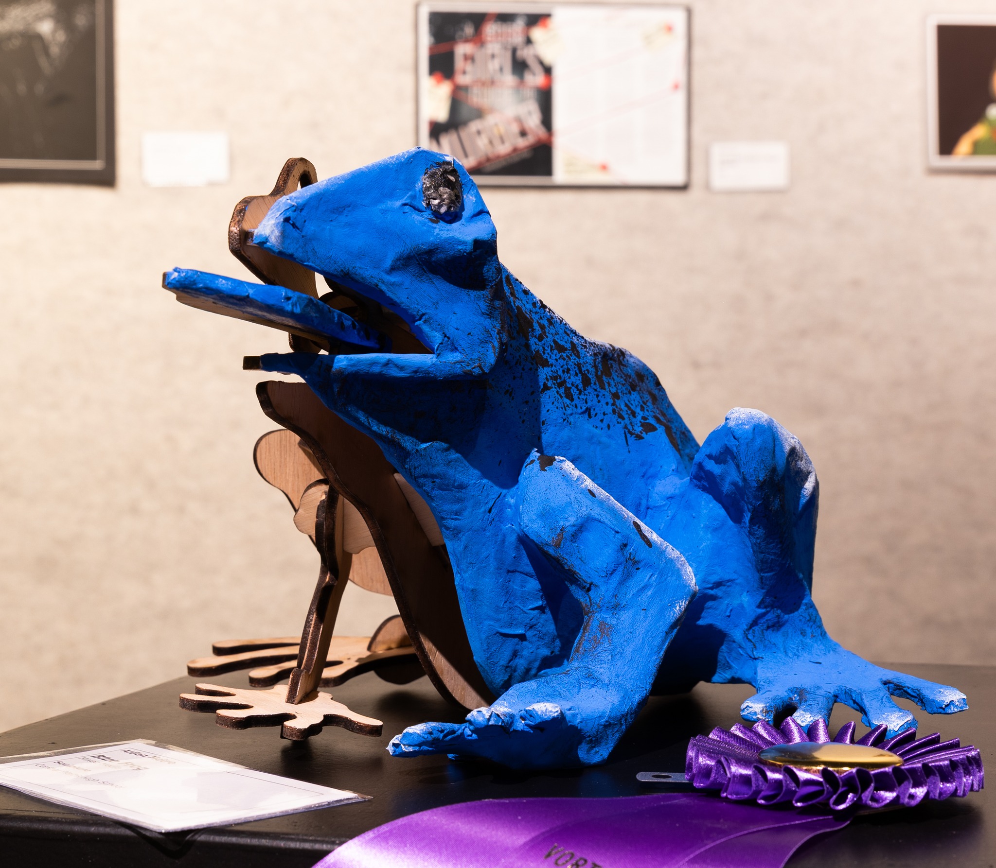 blue frog sculpture