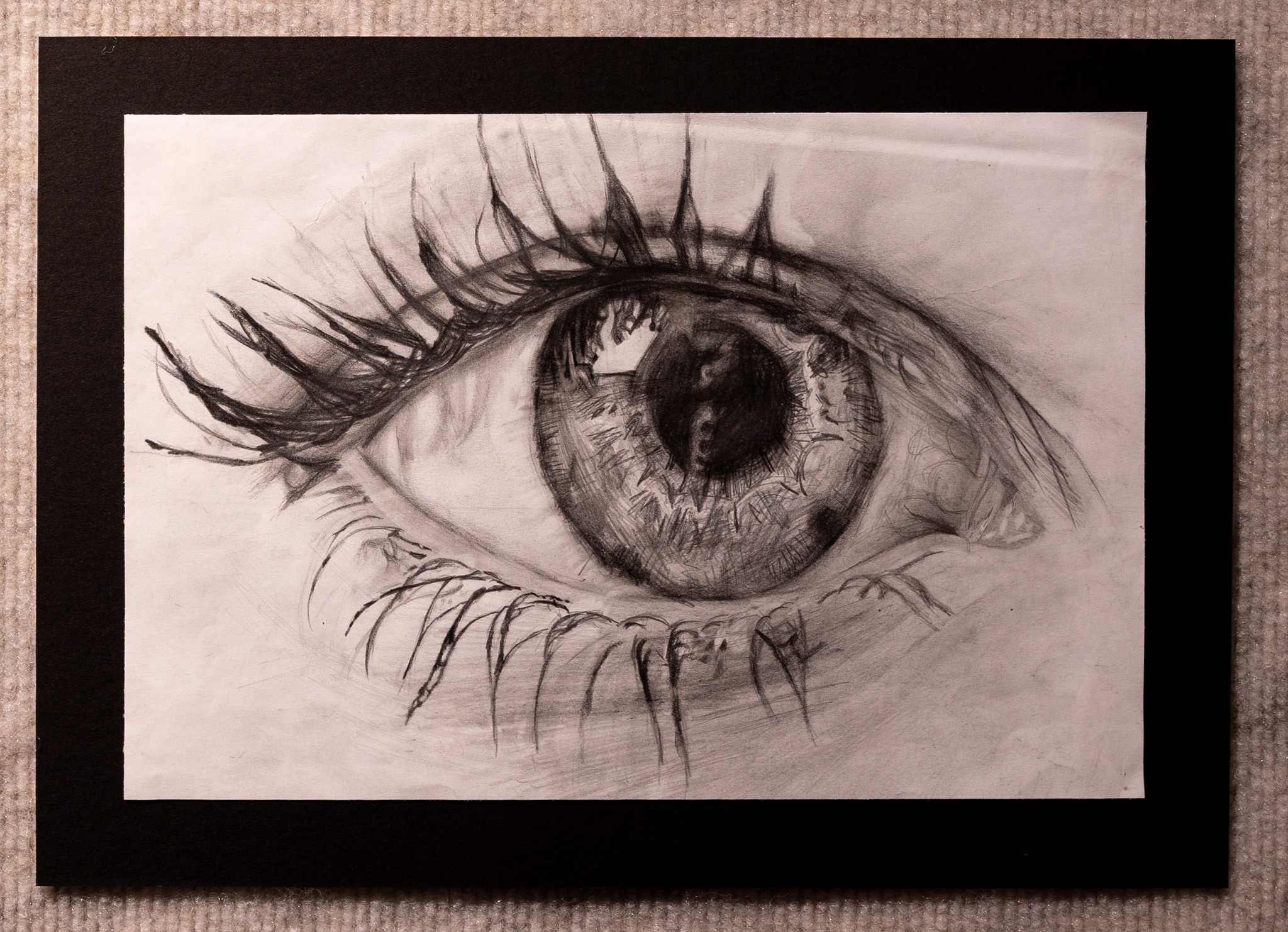 drawing of an eye
